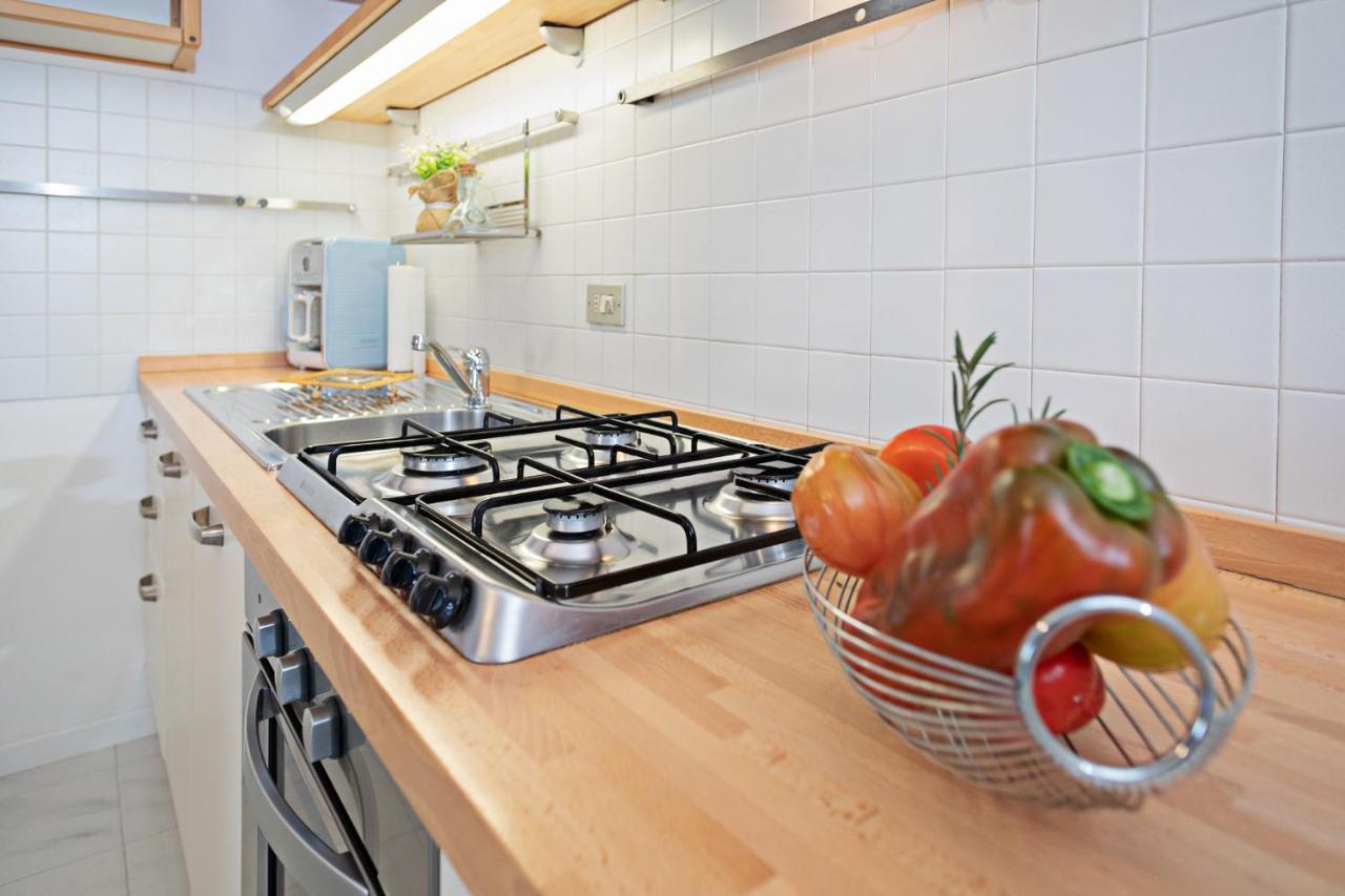 Apartment Ortensia - Regarda Travel Lazise Buitenkant foto