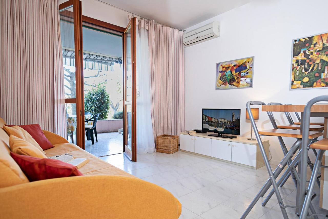 Apartment Ortensia - Regarda Travel Lazise Buitenkant foto