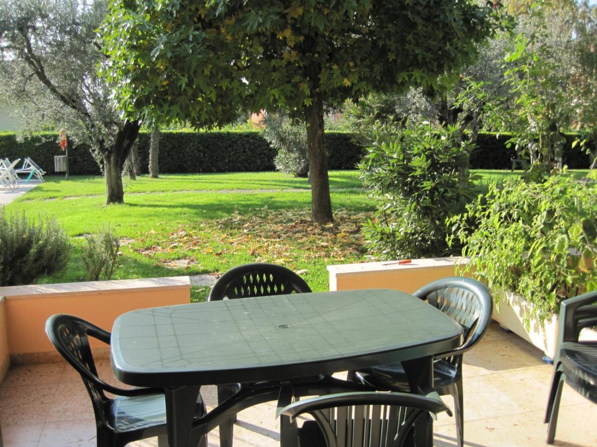 Apartment Ortensia - Regarda Travel Lazise Buitenkant foto