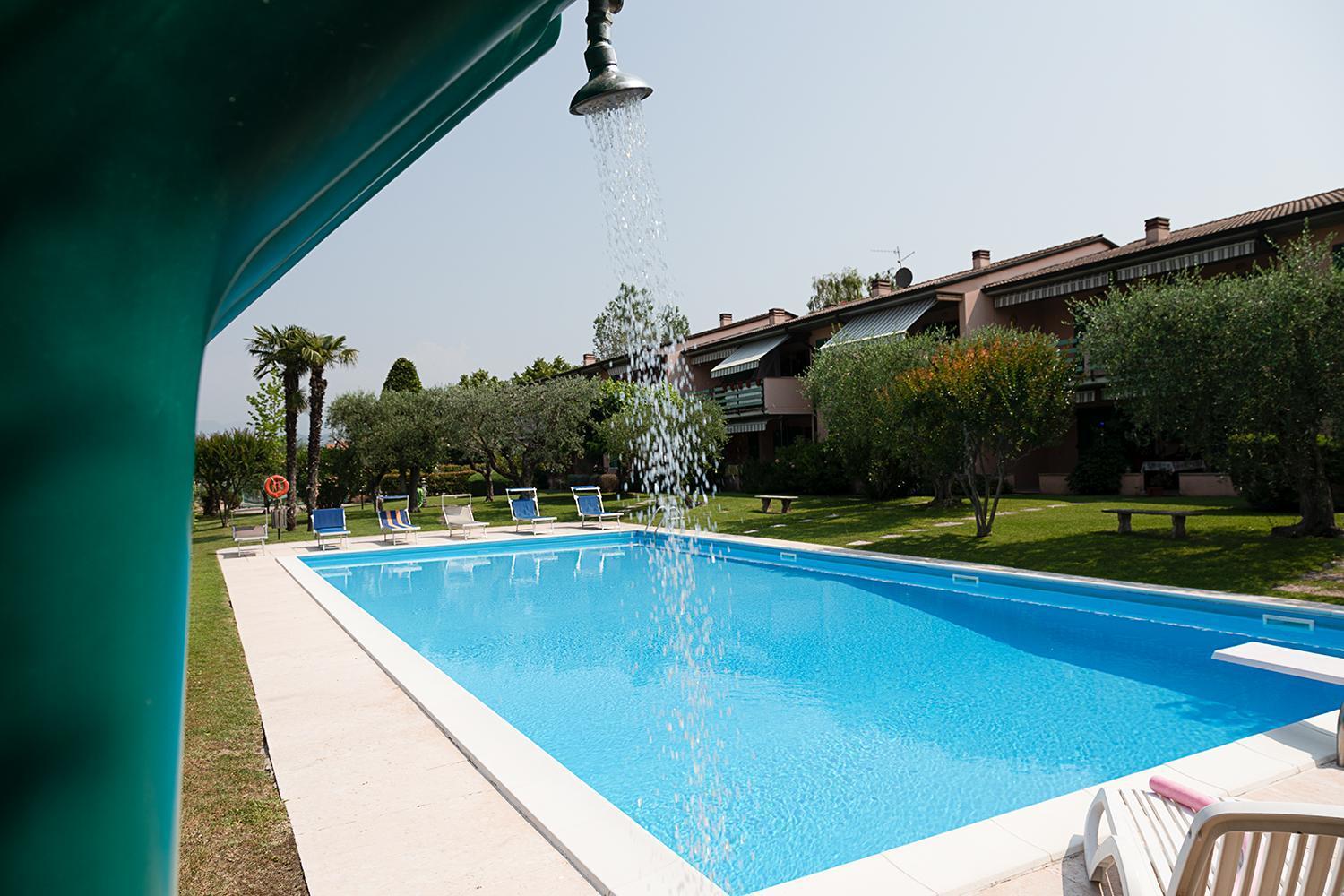 Apartment Ortensia - Regarda Travel Lazise Buitenkant foto